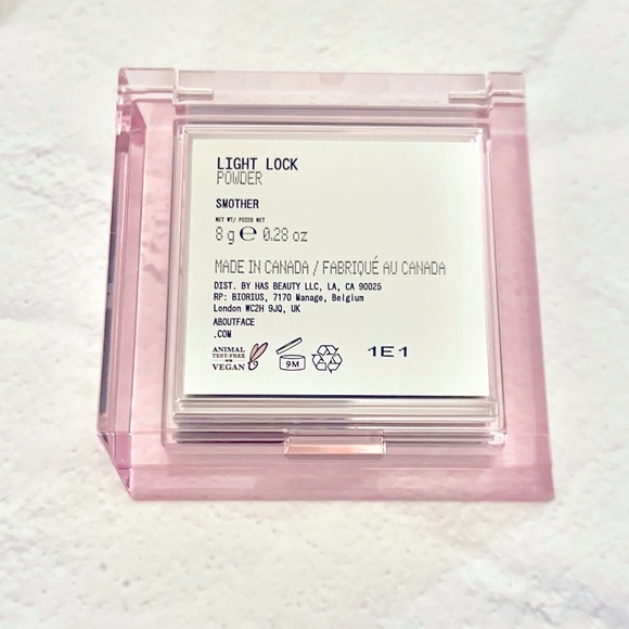 About Face light lock highlighter powder in smother. Ipsy exclusive. BNIB - Picture 8 of 8